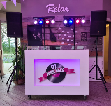 DJ John Valk Basic show
