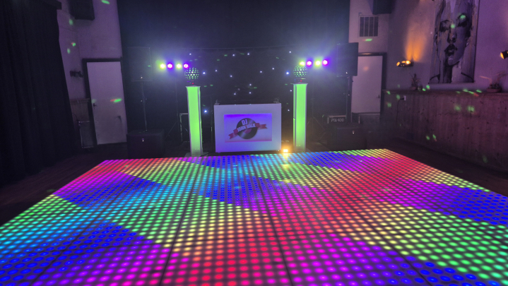 DJ John Valk drive-in show Disco / Ledvloer DJ John Valk drive-in show Disco / Ledvloer